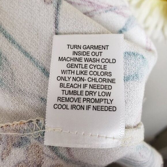 Parc & Lex Lace Up Off Shoulder Floral Dress - Picture 8 of 16